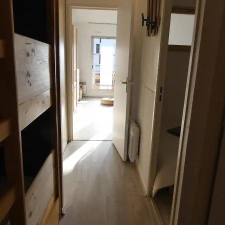 Apartment T2 Pour 6 Pers. Avec Balcon Sud, Proche Pistes A - Fr-1-457-280